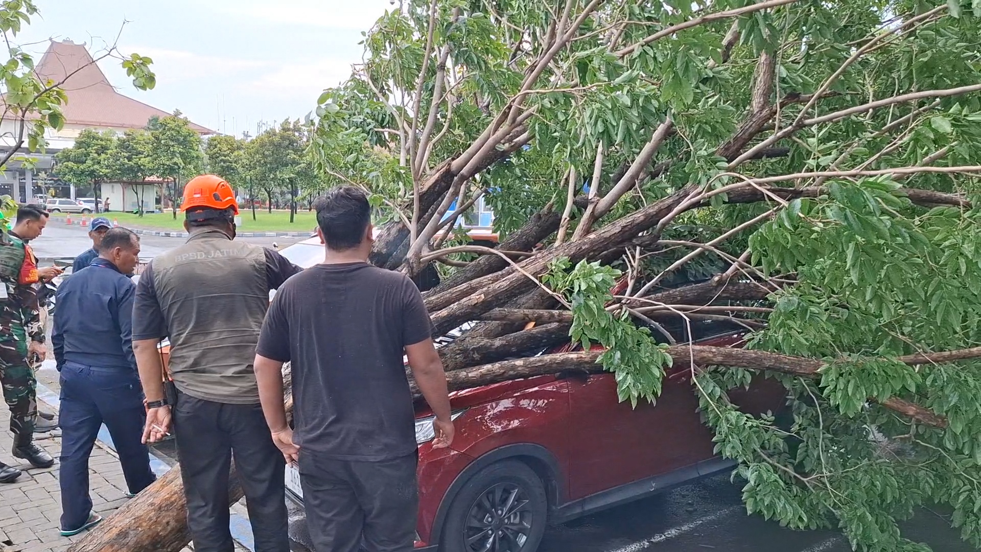Kecepatan Angin Puting Beliung di Bandara Juanda Capai 90 Km Per Jam