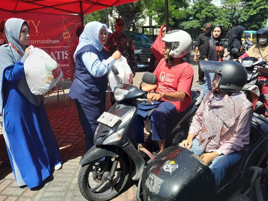 Aksi Sosial DNY Skincare, 2.600 Bingkisan Lebaran Dibagikan ke Disabilitas, Anak Yatim, dan Warga Dhuafa